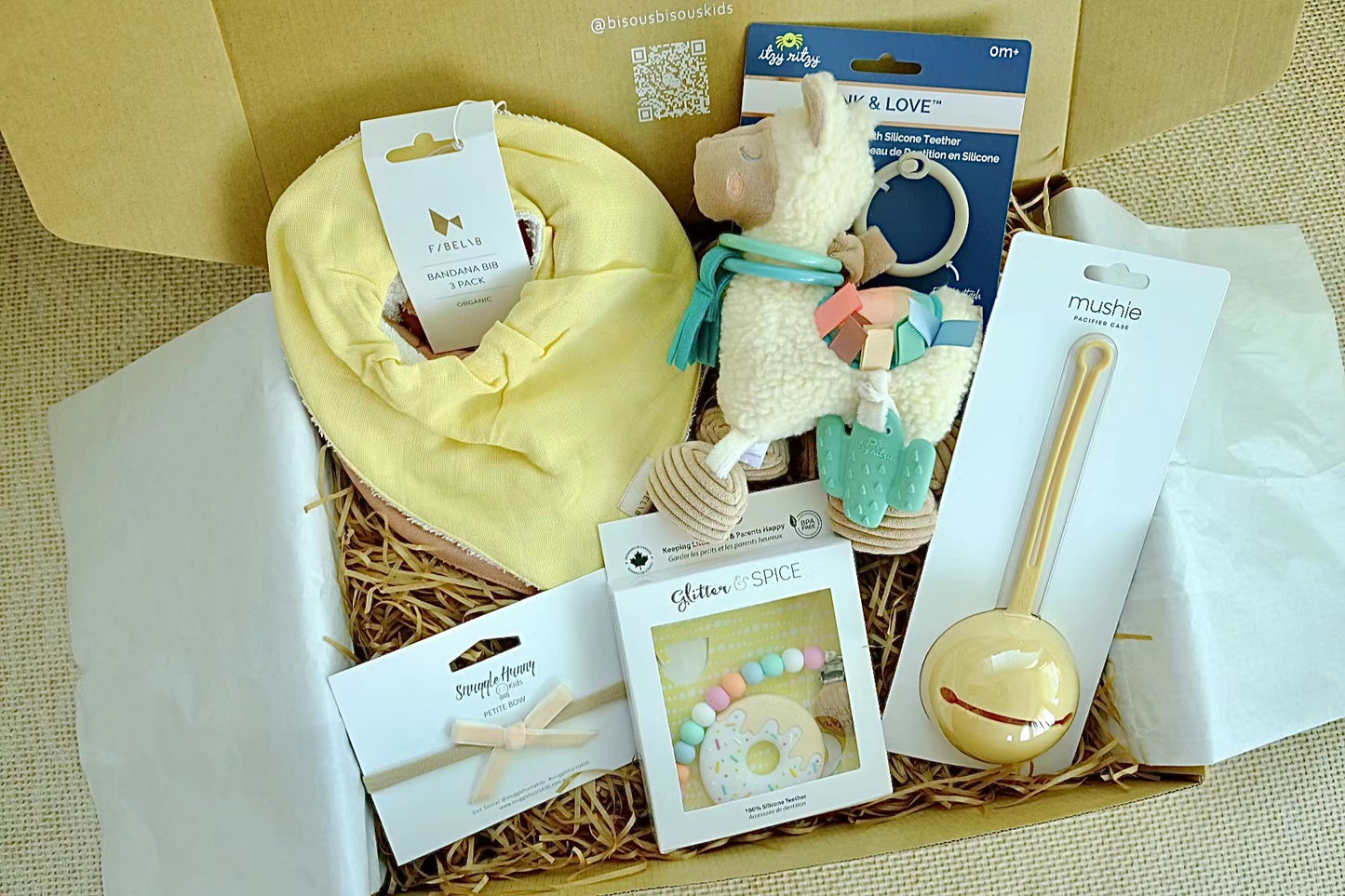 New Born Baby Gift Set 初生寶寶禮籃 (Happy Llama)